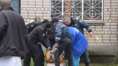 乌克兰一庭审现场手榴弹爆炸致11人死伤